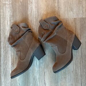 Rocket Dog Slouchy Brown Heeled Boots